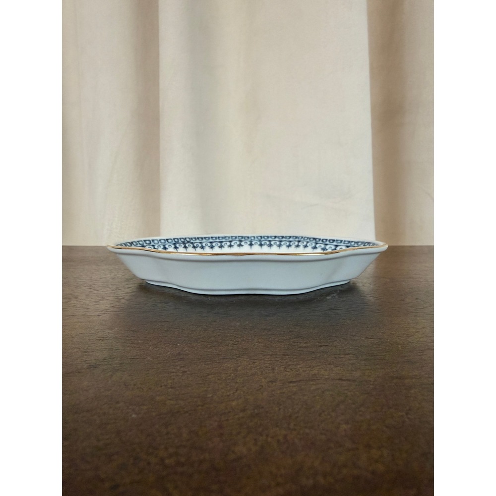 VTG 1980s Gump's SF Andrea by Sadek Blue White "Friends...Presents" Trinket Dish - Picture 3 of 10